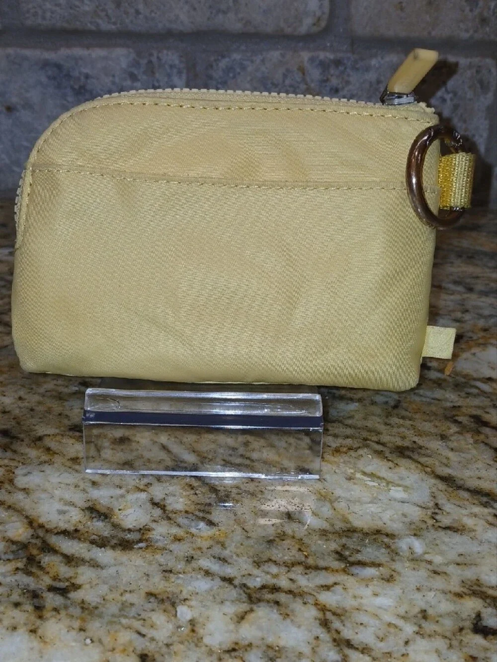 lululemon athletica compact zip